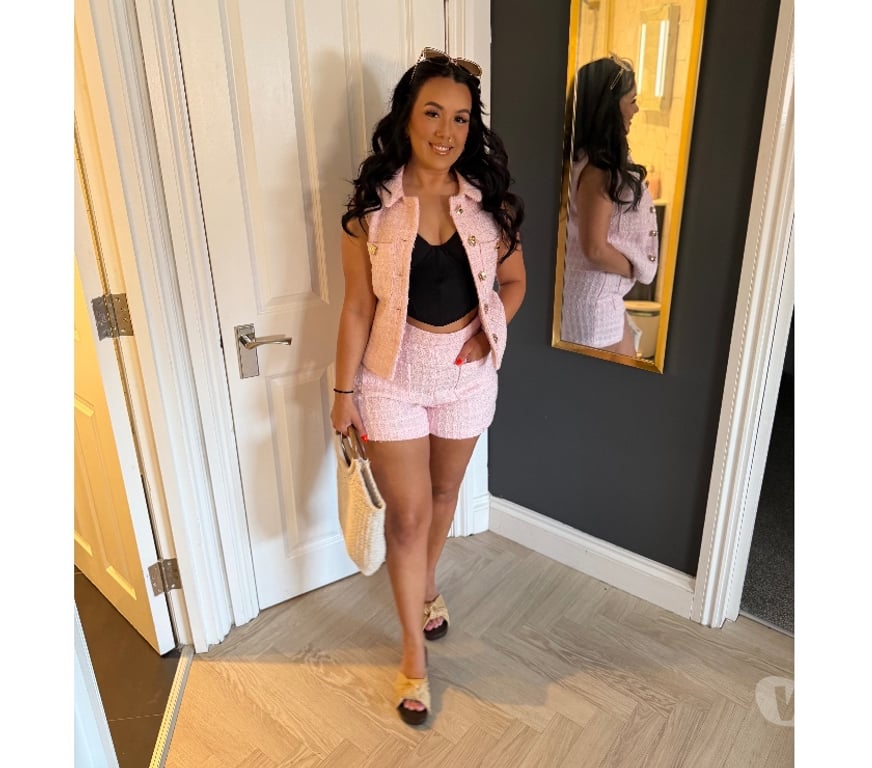 Adult Entertainment East Sussex Brighton - Photos for Petite Curvy Brunette | +447394 990754