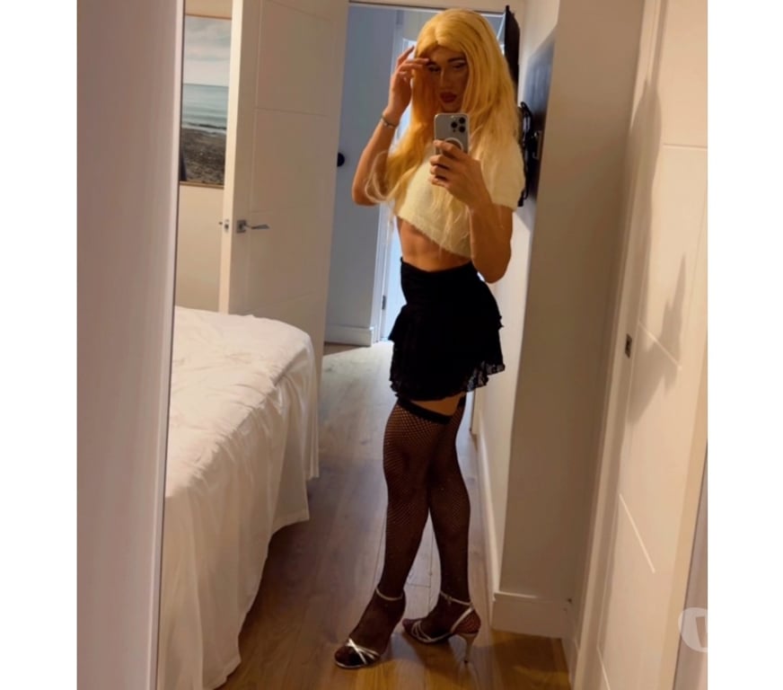 Trans Escorts Staffordshire Stoke-on-Trent - Photos for = BARBARA == HOT =