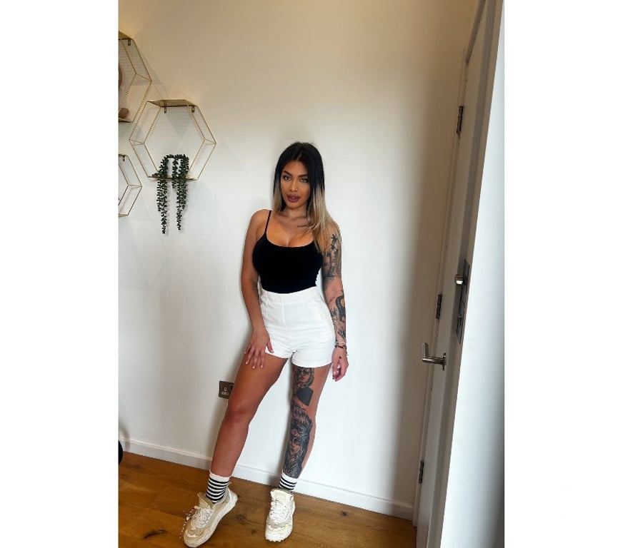 Escorts West Sussex Crawley - Photos for 💯 Superb Hot New Lucy in Crawley 💯