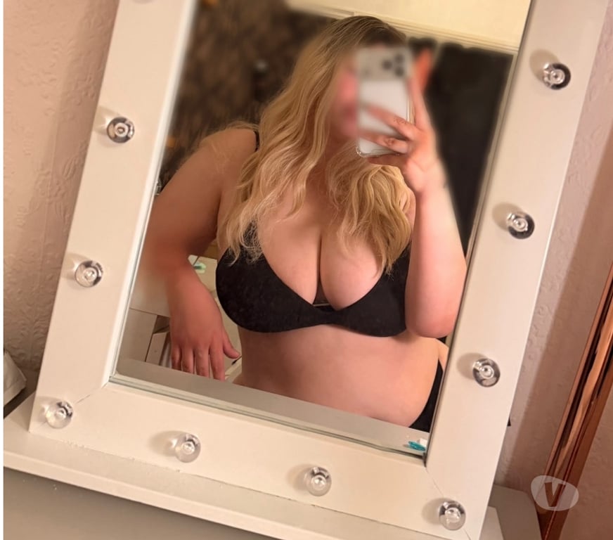 Escorts West Yorkshire Leeds - Photos for Busty Young Polish Claudia