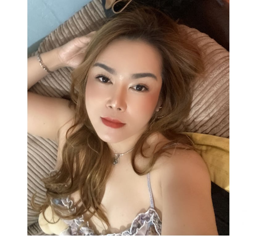 Escorts Gloucestershire South Gloucestershire - Photos for Emmie Thai Girl - Professional Massage and Body to Body 😘