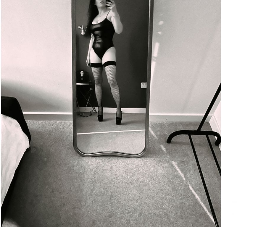 Escorts Oxfordshire Vale of White Horse - Photos for Carla Luxury, Discretion&Pleasure GFE TOYS PARTY