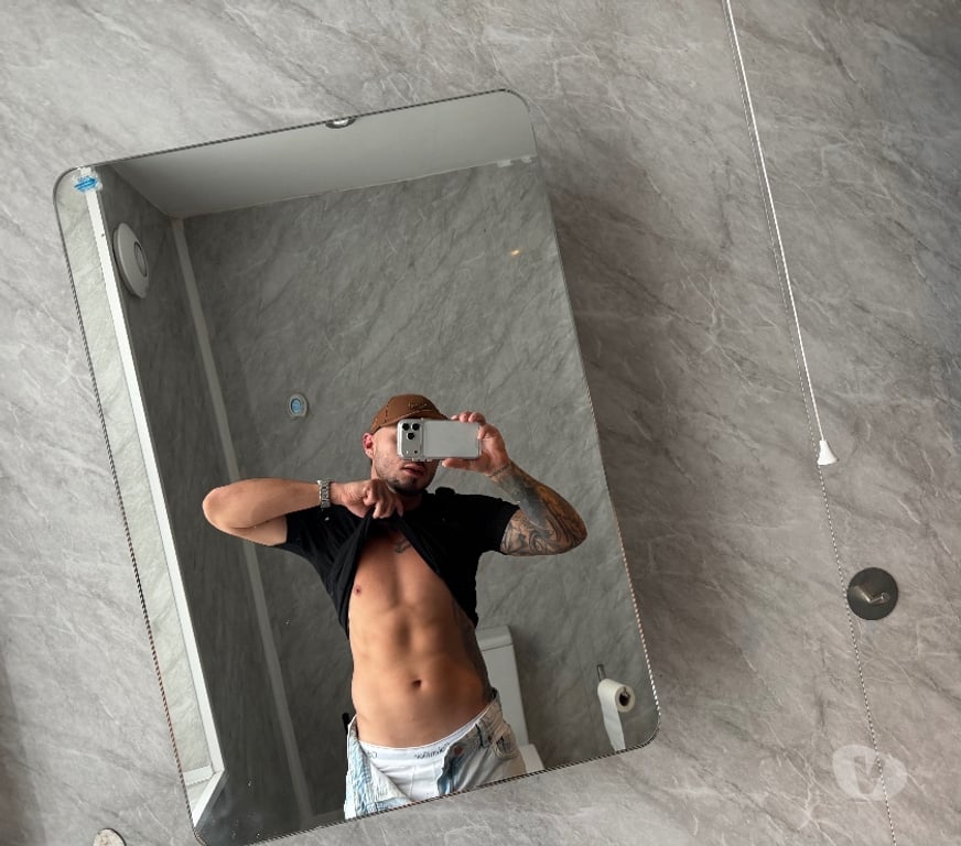  Gay massage Merseyside Liverpool - Photos for DANIEL THE BEST LATÍN BOY