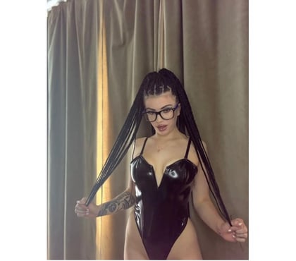 Escorts High Wycombe Buckinghamshire - Photos for Elegance, refinement and great company