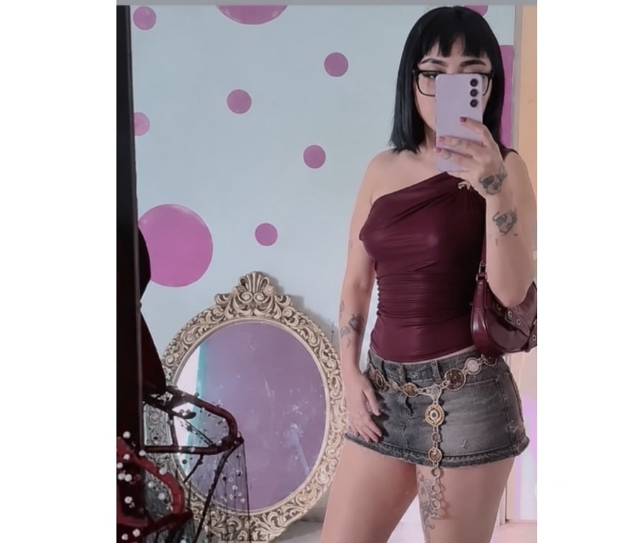 Escorts East London Blackwall - DLR Station - East London - Photos for 🌶️Small in Size, Impossible to Forget I Daphne