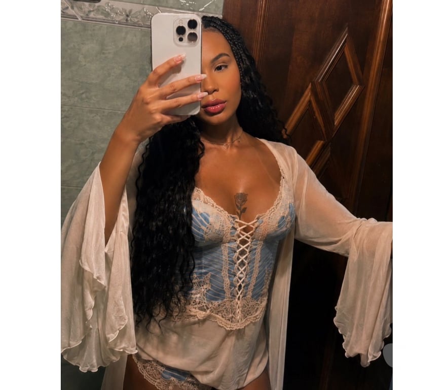 Escorts Buckinghamshire Milton Keynes - Photos for Rubi Carvalho NO FAKE 🍑 PARTY 🎉 447752858541