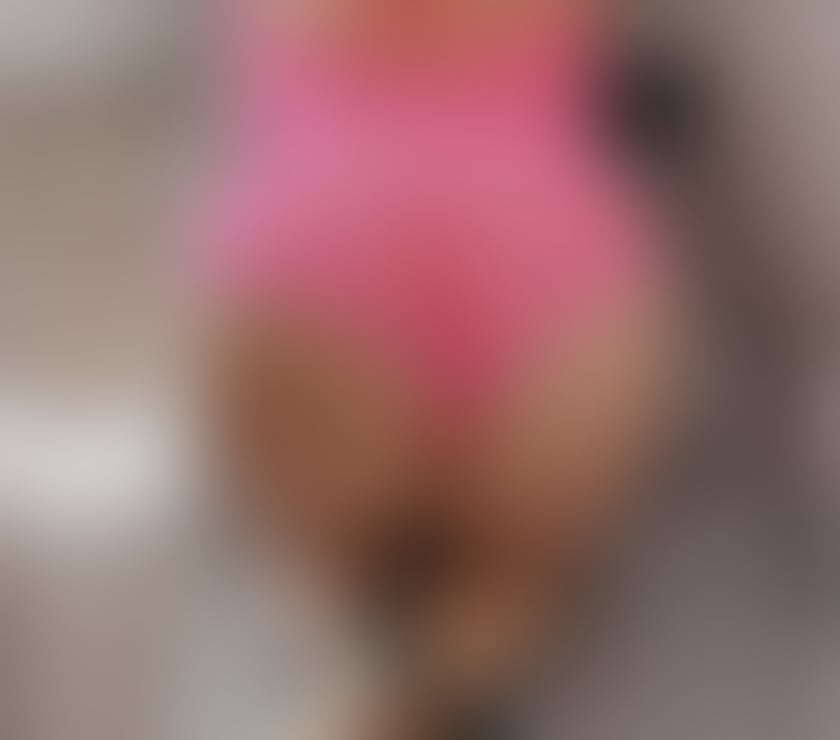 Escorts Surrey Epsom and Ewell - Photos for ELEGANT MEDITERRANEAN LADY IN YOUR AREA