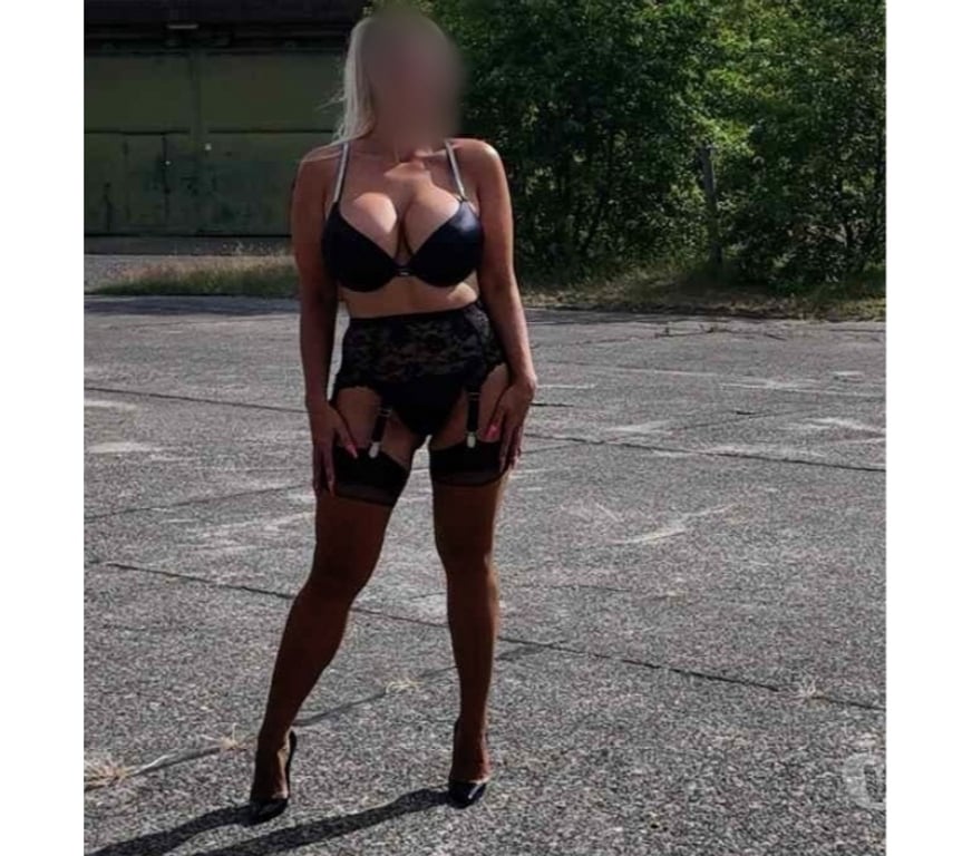 Escorts Kent Medway - Kent - Photos for 💥 Escape into Pleasure B2B Bliss With an massage