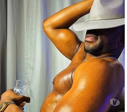 Gay Escorts Leeds City Centre Leeds - Photos for XXL MARCUS BLACK XXL - HUNG MALE ESCORT - 07471793427