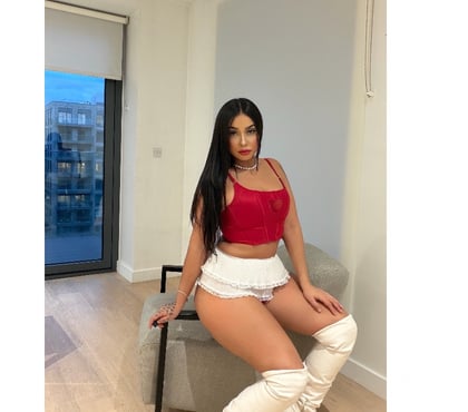  Escorts Birmingham City Centre Birmingham - Photos for BRUNETTE WITH A BIG ASS ✨🍑