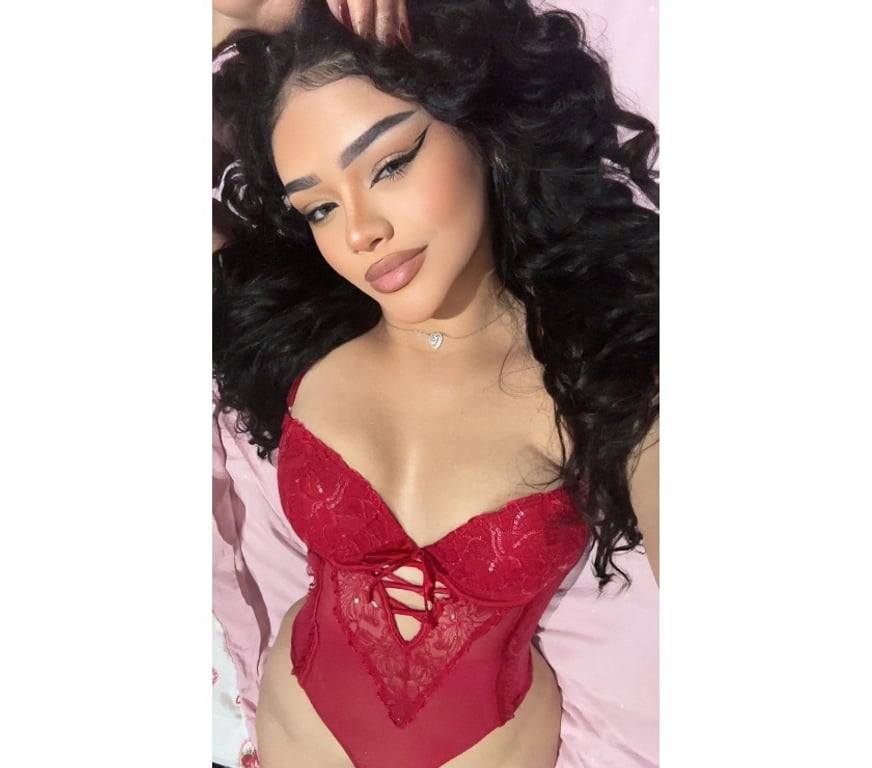 Escorts East London Tower Hamlets - East London - Photos for Julia party girl 🥳 🎉🎉