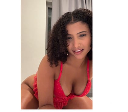 Escort Woolwich South East London - Photos for Kira🌼 GFE Brasileira de Luxo