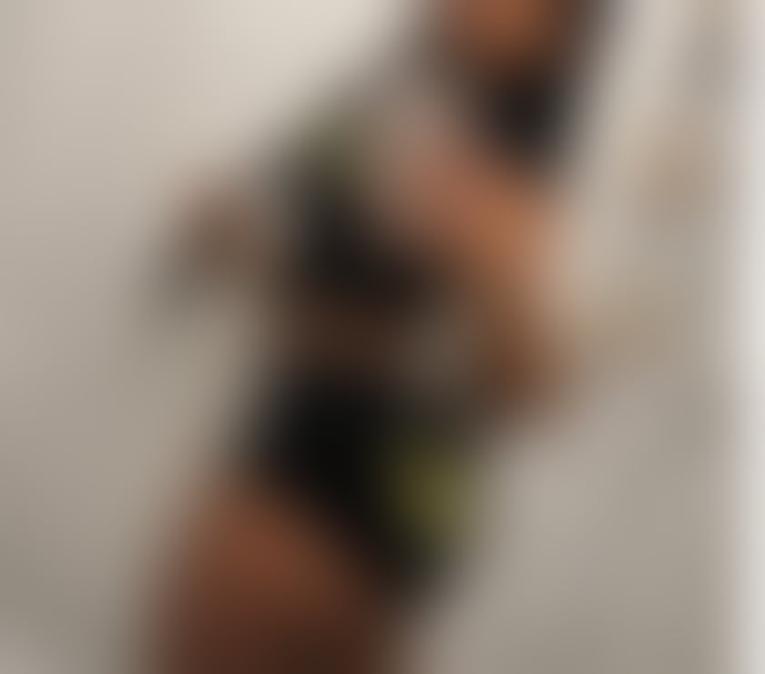 LOREN IS HERE NEW IN TOWN CALL ME ON 7946008431