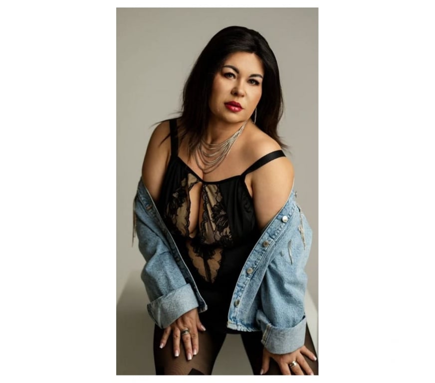 Escorts Tyne and Wear Gateshead - Photos for 🌹 ELEGANT • MATURE • SOPHISTICATED 🌹