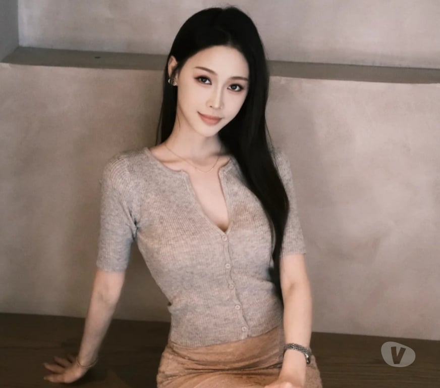 Escorts Surrey Guildford - Photos for Asian girl with professional massage skill