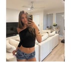 I’m Lili is my first time here, Peruvian 🇵🇪 girl