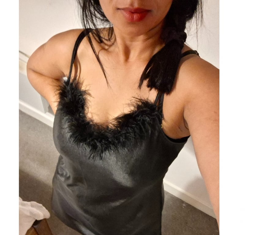 Escorts Falkirk Falkirk Town Centre - Falkirk - Photos for Pamela sweet lady pics real boobs 38DD natural 💋💋