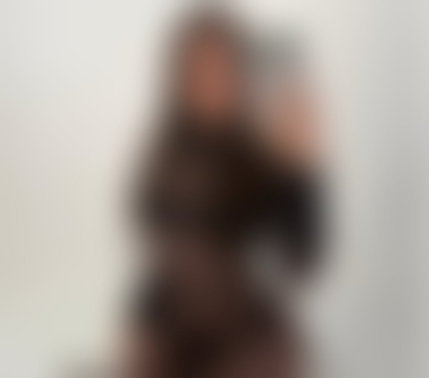 Escort Cardiff City Centre Cardiff - Photos for Jullie 🫦 here 24h party🫠 new town 🏙️