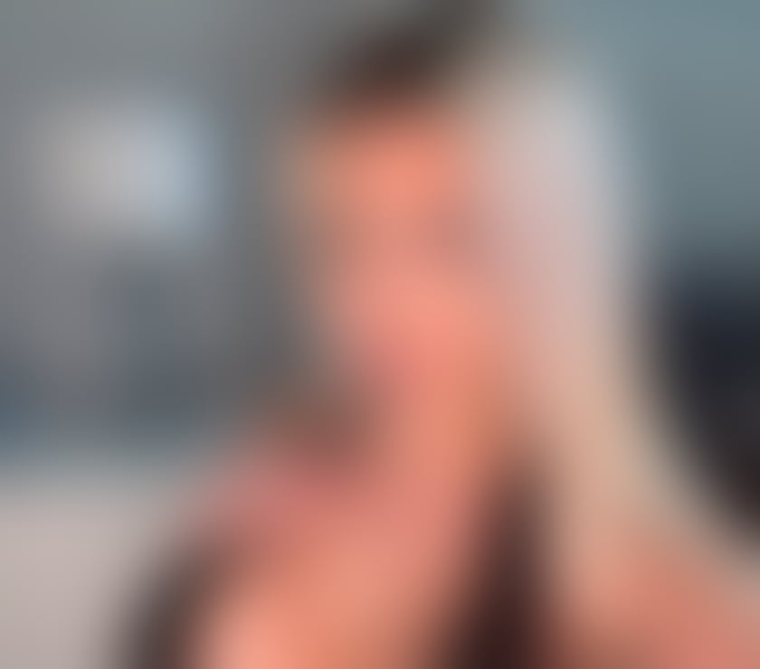 Escort Cardiff City Centre Cardiff - Photos for 🔥Hot Maju🔥New in Town 🇧🇷Brazilian Party🥂