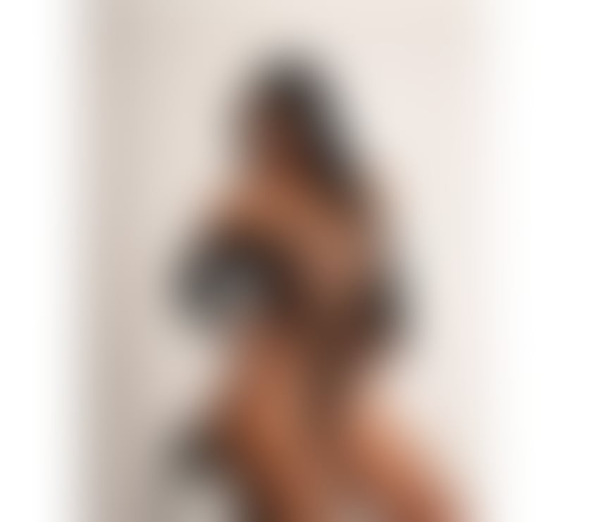 Escorts West London Hounslow - Photos for I'm back my loves, let's Party,come on🍷Jessica