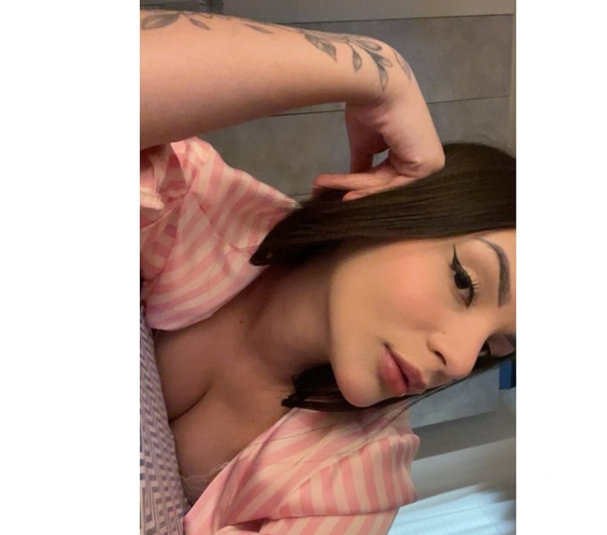 Escorts South East London Bromley - Photos for Luna– Naturally Beautiful Brazilian Young South American