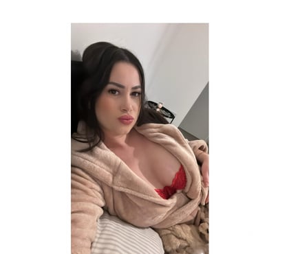  Escorts & Erotic Massage Bow Church East London - Photos for Brazilian Party girl 🇧🇷😈😈
