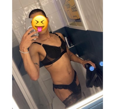 Transsexual Escorts Liverpool City Centre Liverpool - Photos for 👠 Feemboy Brazilian 😈 party