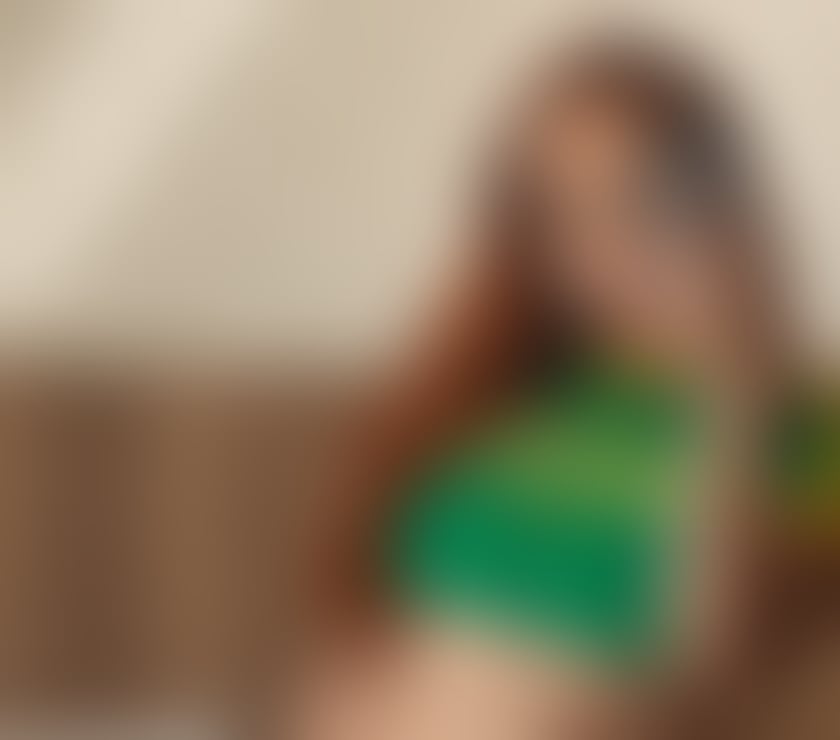 Escorts Exeter City Centre Exeter - Photos for SARA 🇧🇷 PARTY GIRL 🥳BEST SERVICE 🍑