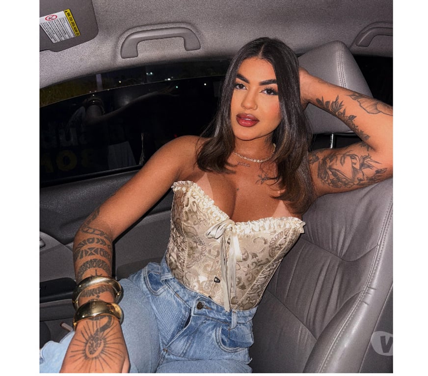 Escorts Buckinghamshire Milton Keynes - Photos for 💦CAMILLY ❌CURVY BODY❌🥳PARTY🔞 VERY NAUGHTY💦