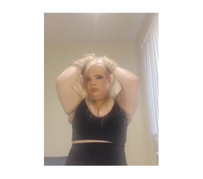Escorts London Luton Airport Luton - Photos for Emma trans LADY BOY