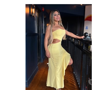 Photos for Bella Sexy Brazilian Party girl 🔥🇧🇷