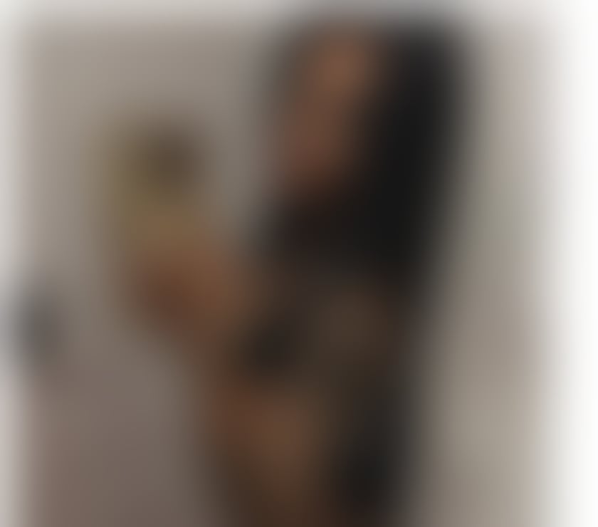 Ema new here party girl only outcall