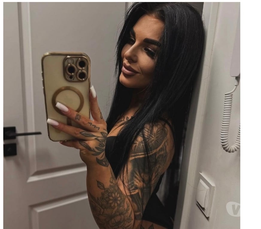 Escorts Derbyshire Chesterfield - Photos for Ema new here party girl only outcall