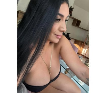 Escorts Luton Town Centre Luton - Photos for BLANCANIEVES 💃🏼AVAILABLE 📲🎉🥂GIRL PARTY🎉