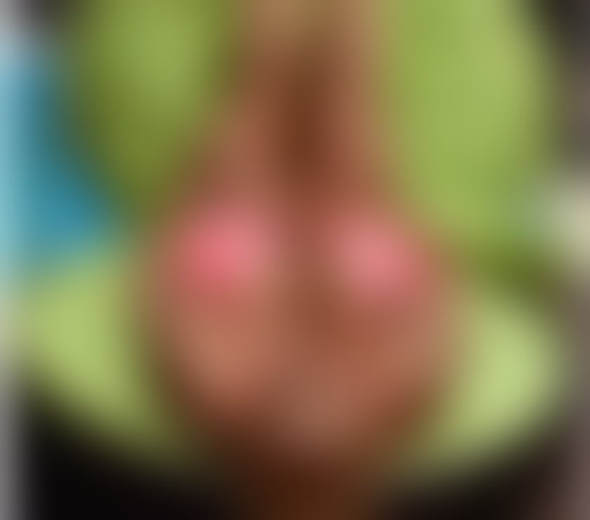 Escorts East London Forest Gate - East London - Photos for Mature Laura💋Natural big boobs❤Last day is June 23