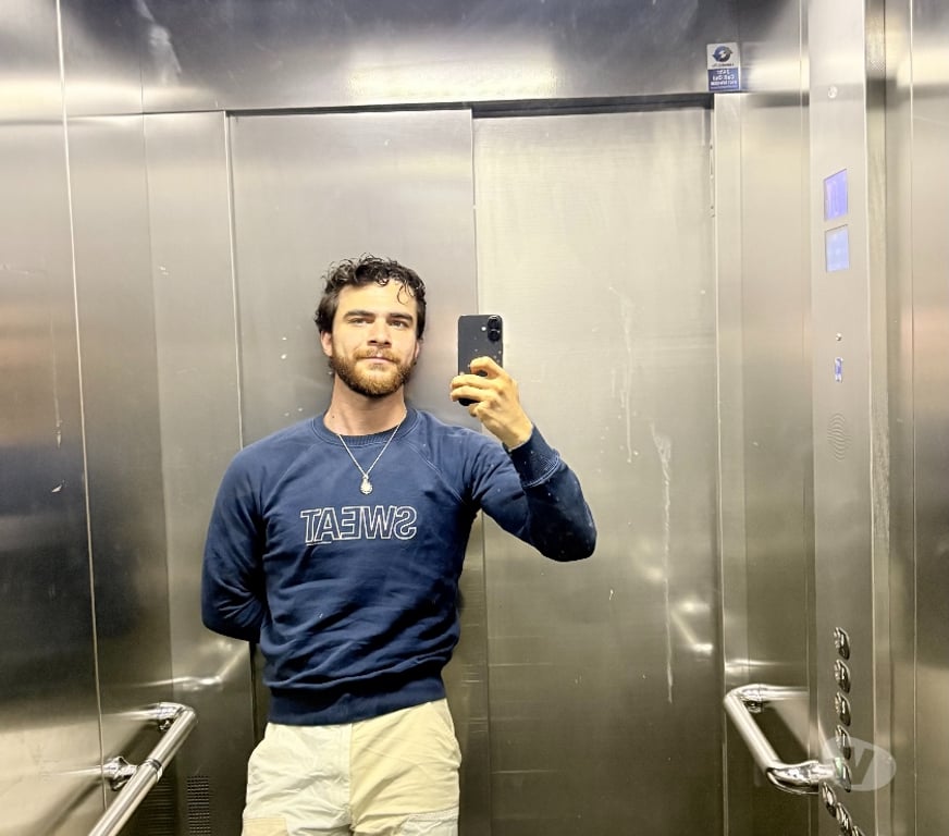  Gay massage Edinburgh Edinburgh - Edinburgh - Photos for Hot fit guy with 8inch
