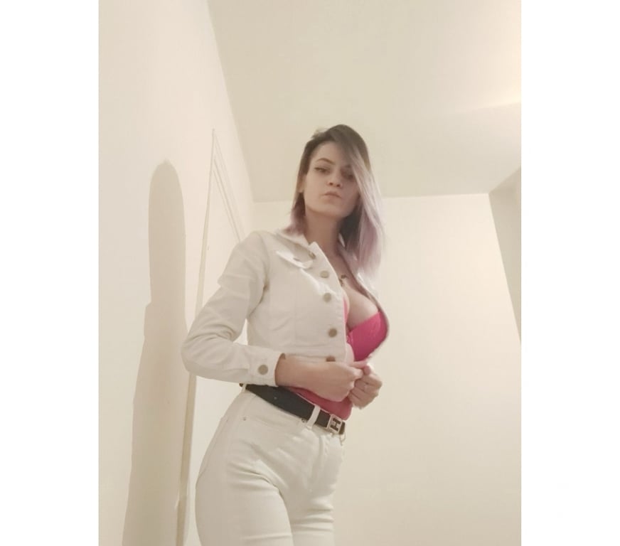 Escorts East London Canning Town - East London - Photos for ❤New in town❤🔥