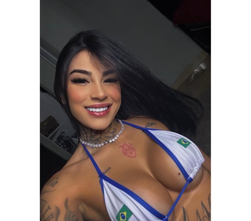 Escorts South East London Croydon - Photos for Amanda 🇧🇷 party 4'2.5 feet11