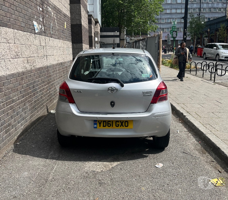 used cars for sale Central London King`s Cross - Central London - Photos for TOYOTA YARIS 2011