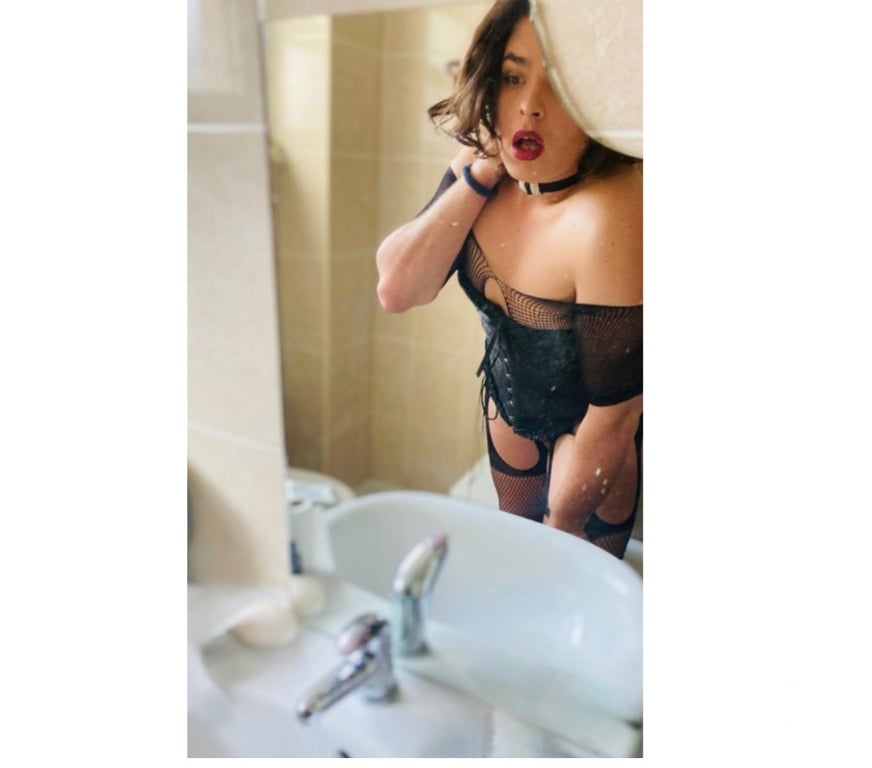 Trans Escorts West London Maida Vale - West London - Photos for Queen of Tantric Massage, BDSM and Fantasy REAL CONNECTION