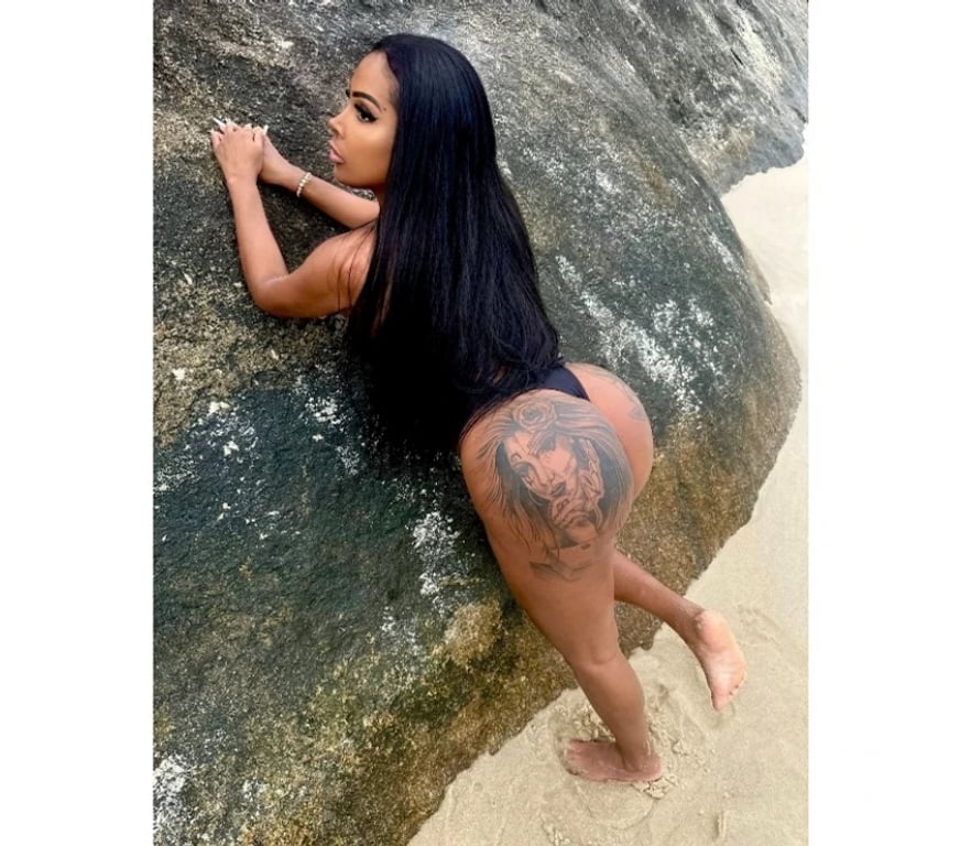 Escorts West Midlands Birmingham - Photos for Cinthya Brazilian beauty full of charm!!