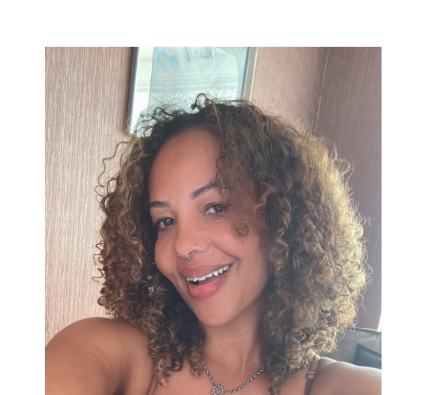 Adult Entertainment West Midlands Birmingham - Photos for Curvy mixed-race MILF
