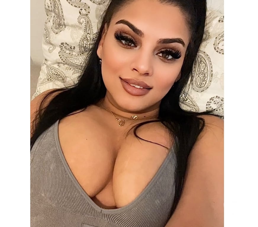 Escorts West Sussex Crawley - Photos for Hello guys I'm JASMINE new in town only outcall