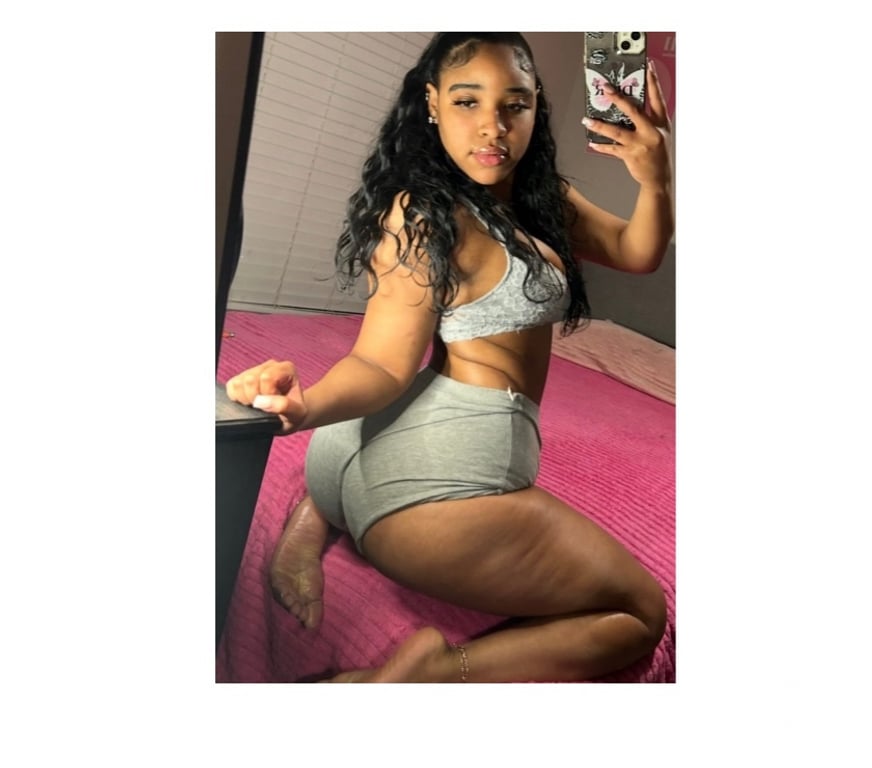 Escorts South East London Plumstead - South East London - Photos for 💯BETY CURVY💯PERFECT OWO❤️‍🔥NEW HERE🔝