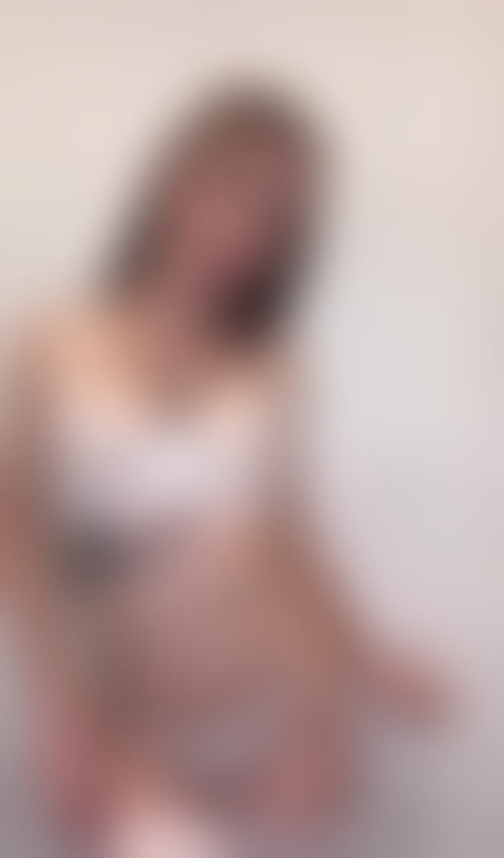 Escorts West London West Kensington - West London - 