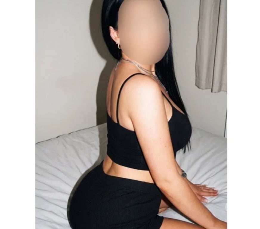 Escorts South Yorkshire Sheffield - Photos for POPULAR 21 YEAR OLD BRITISH ONLYFANS GIRL🍆😍