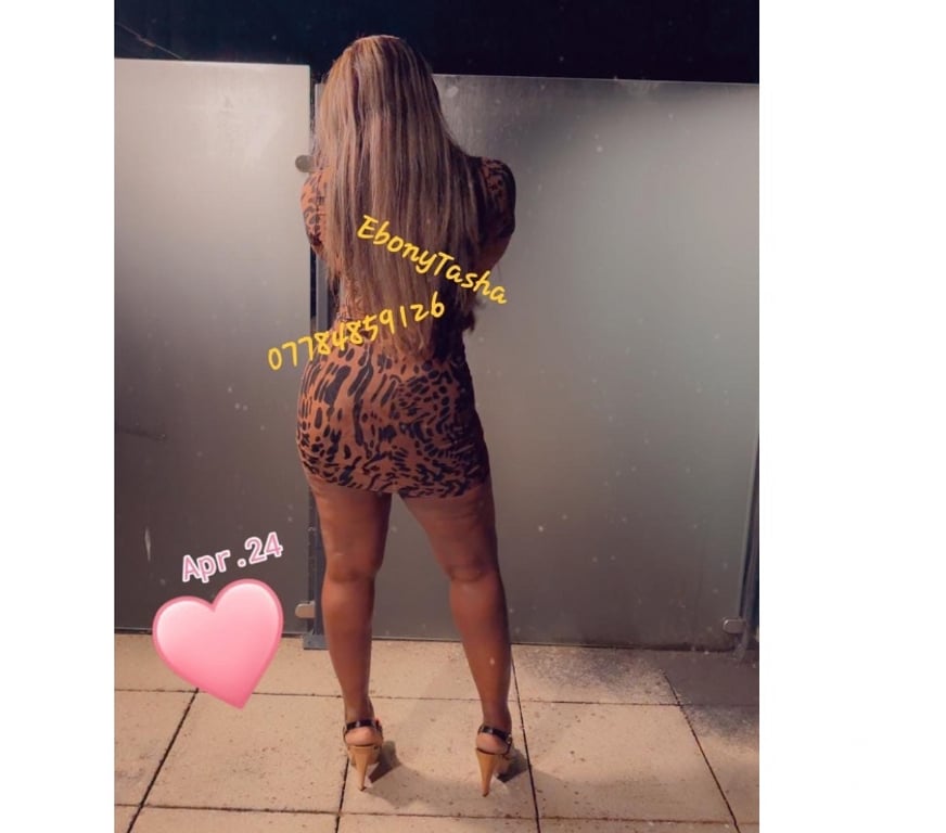 Escorts North West London Barnet Gate - North West London - Photos for SEXY BIG BUM EBONY TASHA NAUGHTY Partybabe LONDON