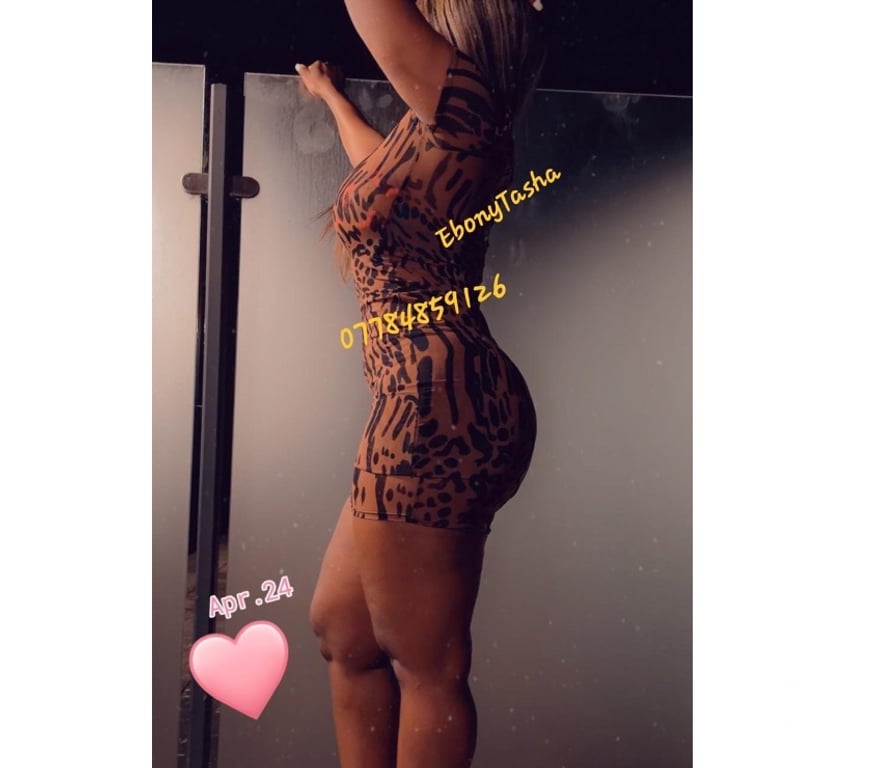 Escorts North West London Barnet Gate - North West London - Photos for SEXY BIG BUM EBONY TASHA NAUGHTY Partybabe LONDON