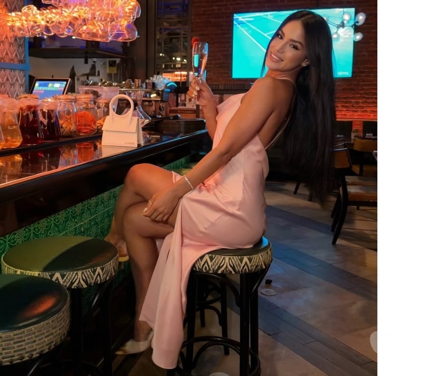 Escorts Merseyside Liverpool - Photos for Cassie Party Girl