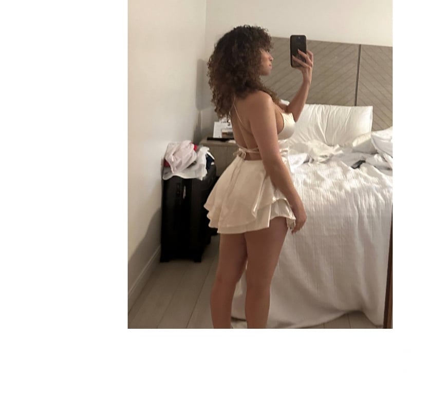 Escorts Gwynedd Penrhyndeudraeth - Gwynedd - Photos for Charming bunny in town always available